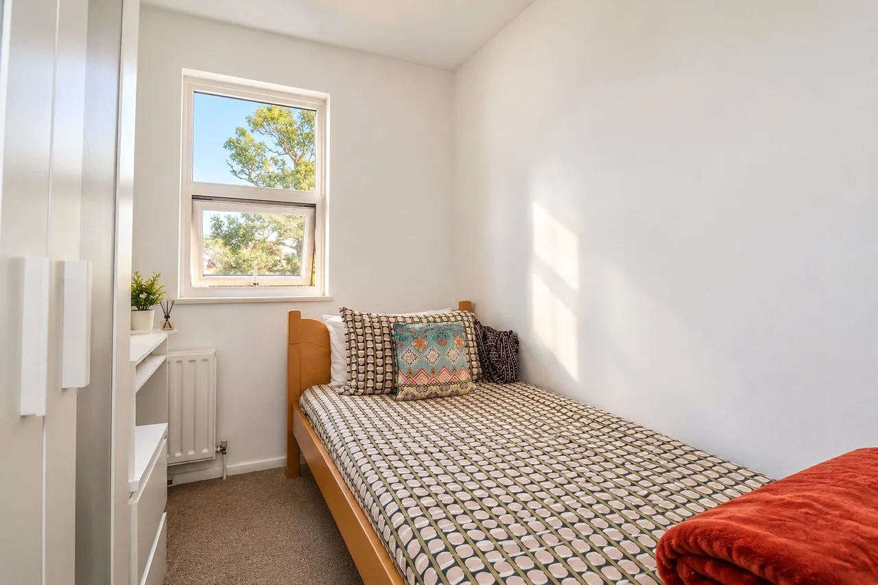 Merrivale Gardens, Woking, GU21, photo 6