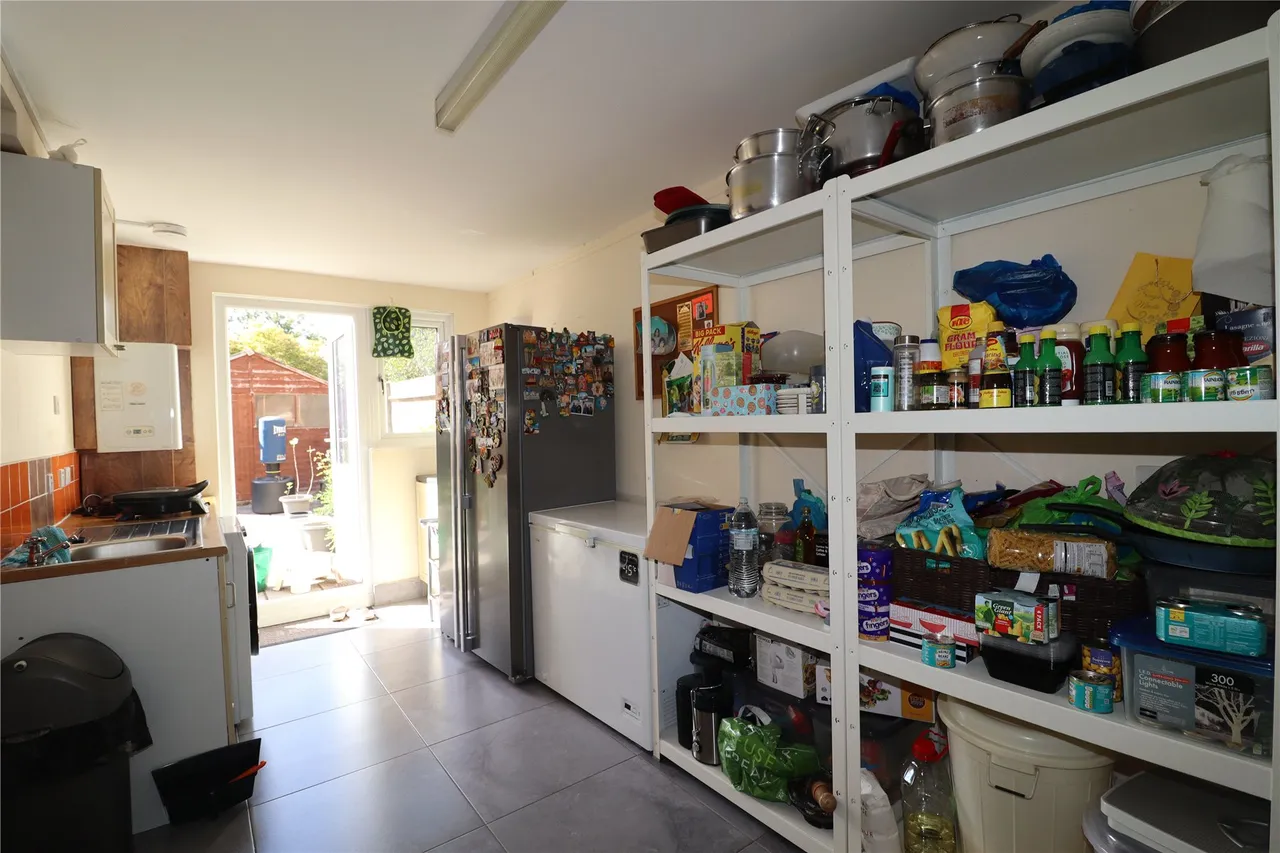 Merrivale Gardens, Woking, GU21, photo 4