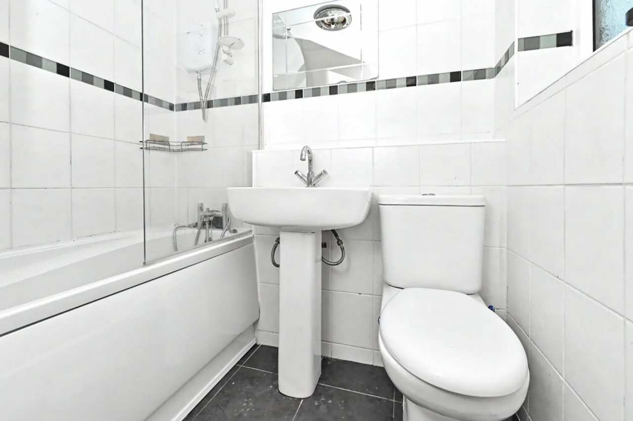 Wade Street, Burselm, Stoke-on-Trent, photo 7