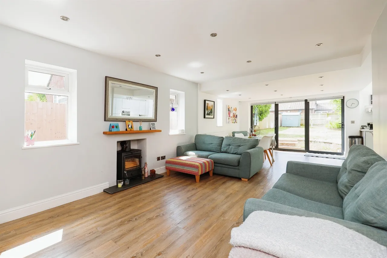 Gwernrhuddi Road, Cardiff, CF23, photo 7