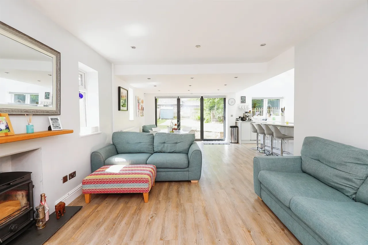 Gwernrhuddi Road, Cardiff, CF23, photo 26