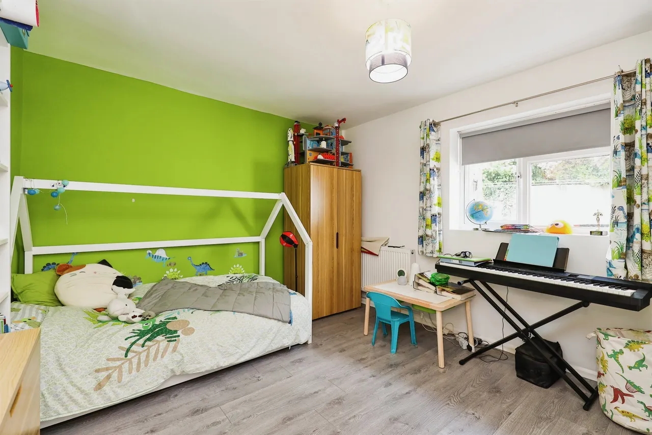 Gwernrhuddi Road, Cardiff, CF23, photo 16