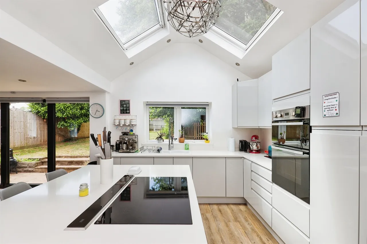 Gwernrhuddi Road, Cardiff, CF23, photo 27