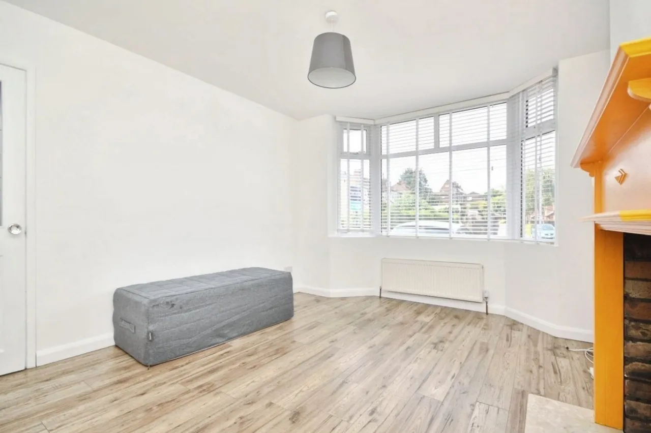Beechmount Grove, Hengrove, Bristol, photo 4
