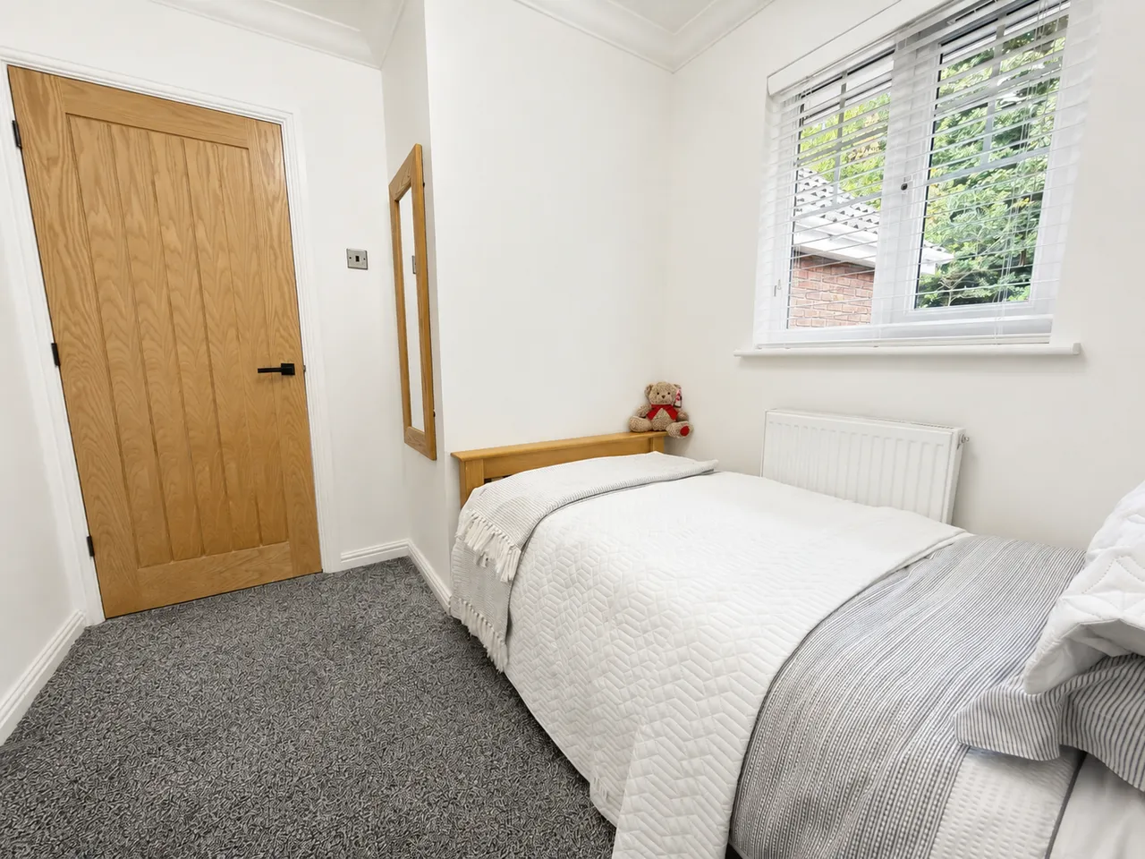 Woodlands Avenue, Clydach, photo 35