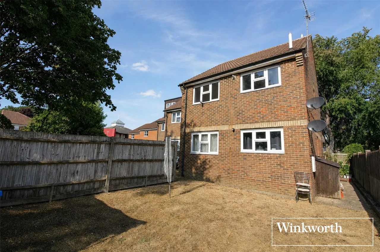 1 bed flat for sale — Cranes Way, Borehamwood, Hertfordshire, WD6