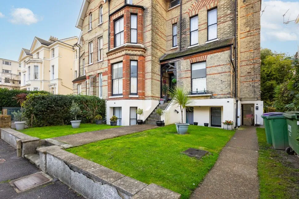 Castle Hill Avenue, Folkestone, CT20, photo 14