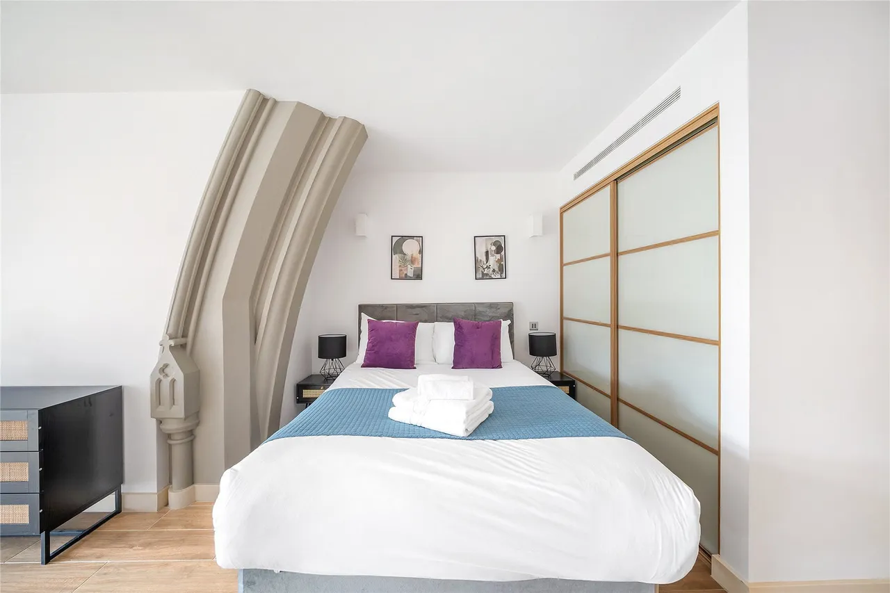 St Georges Apartments, 368 High Street, Brentford, TW8, photo 7