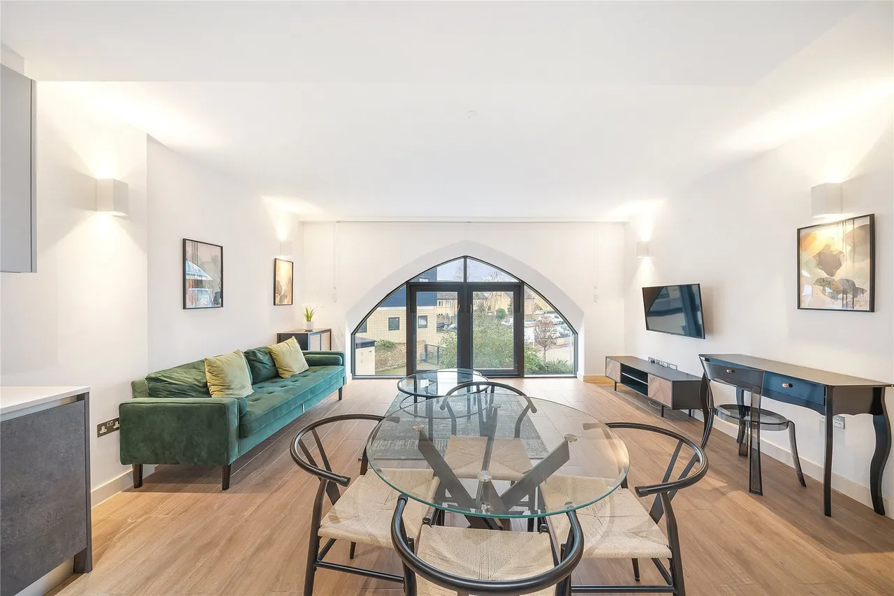 St Georges Apartments, 368 High Street, Brentford, TW8, photo 6