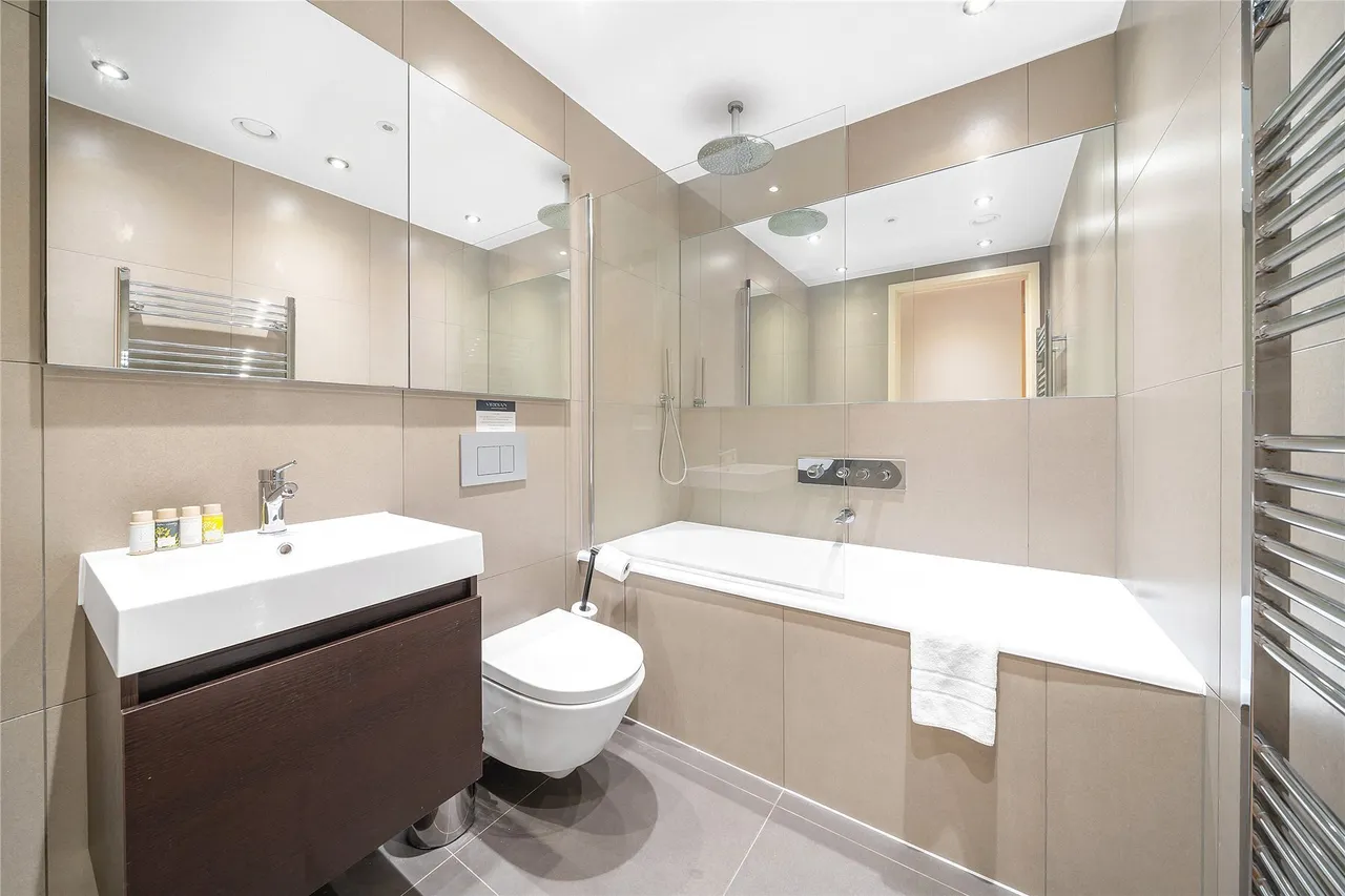 St Georges Apartments, 368 High Street, Brentford, TW8, photo 8