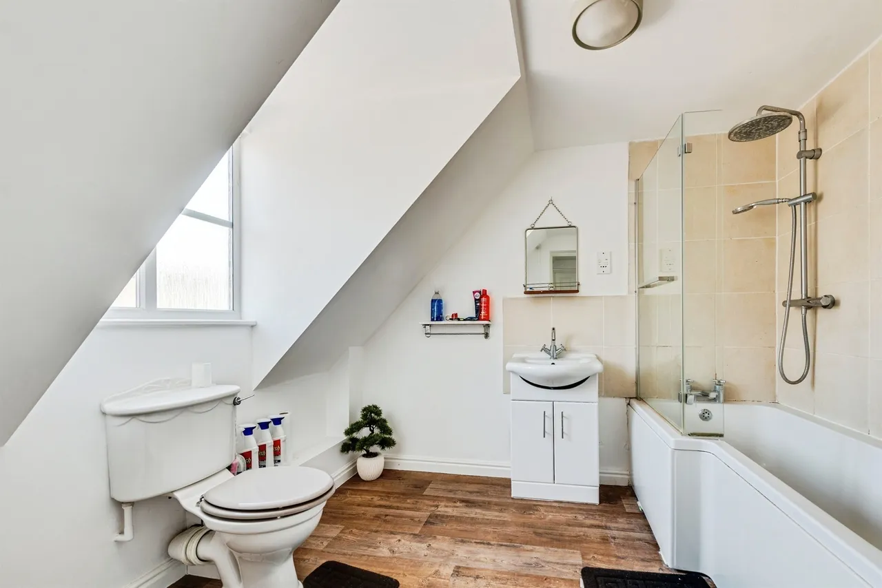 Shearwood Road, Peatmoor, SN5, photo 16