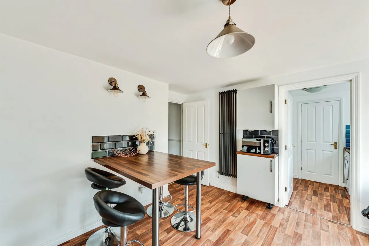 Shearwood Road, Peatmoor, SN5, photo 5