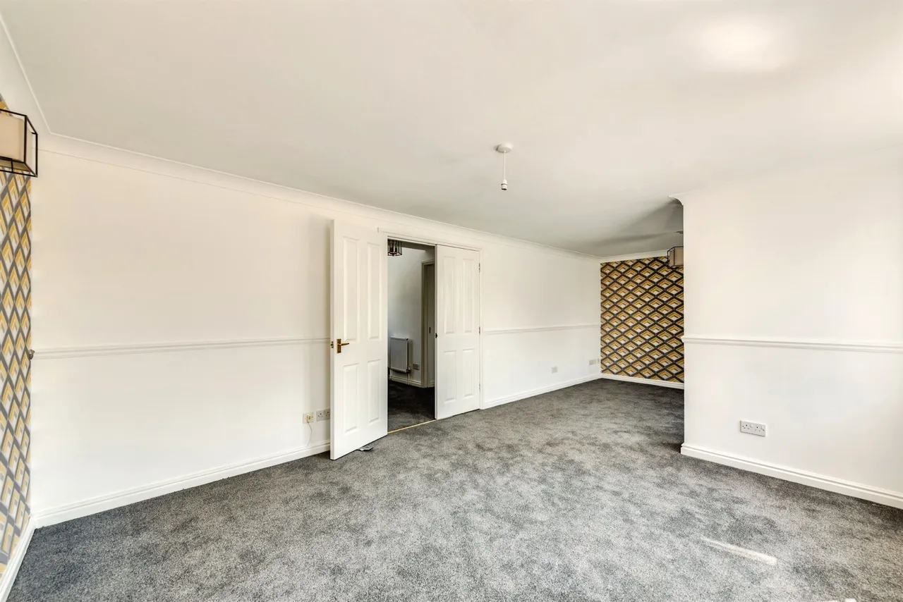Shearwood Road, Peatmoor, SN5, photo 15