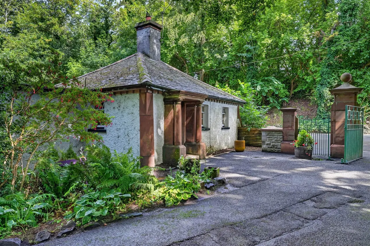 Bangor Road, Groomsport, BT19, photo 19