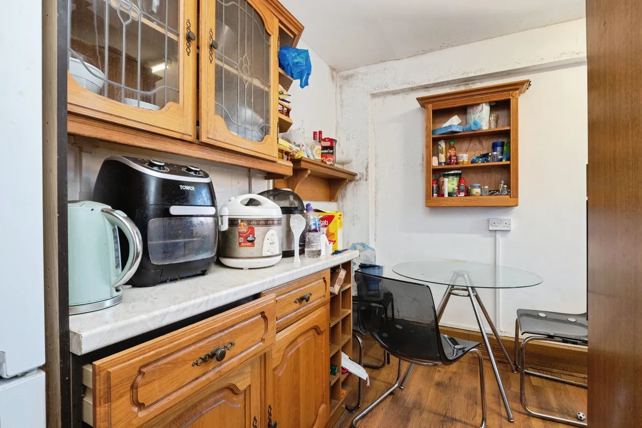Paragon Road, Hackney, E9, photo 3