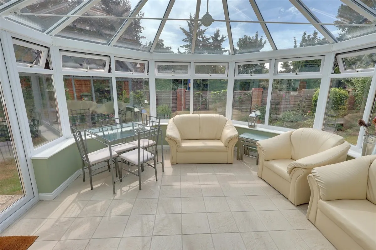 Blenheim Drive, Newent, GL18, photo 2
