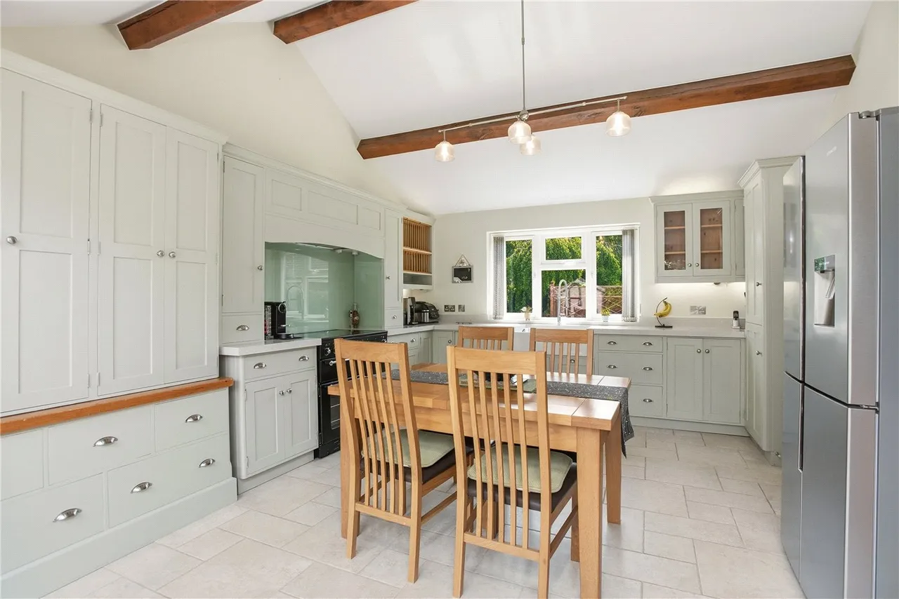 Winston Close, Stratford-upon-Avon, Warwickshire, CV37, photo 11