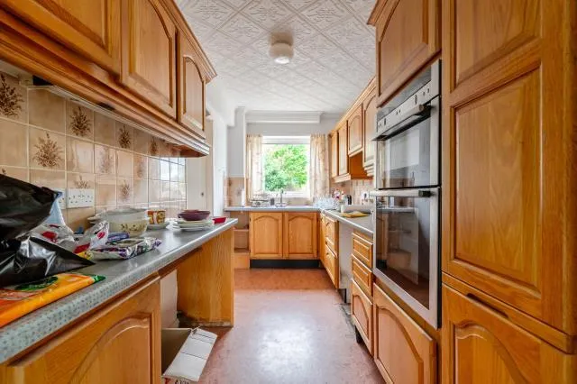 Woburn Close, Caversham, RG4, photo 6