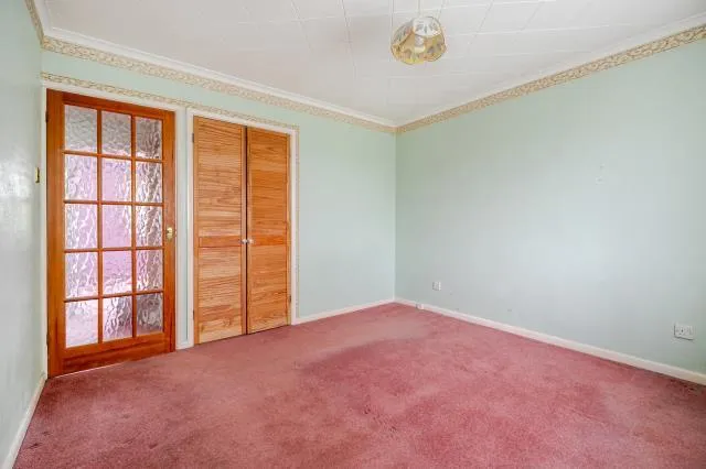 Woburn Close, Caversham, RG4, photo 9