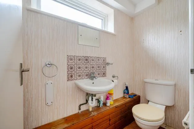 Woburn Close, Caversham, RG4, photo 16