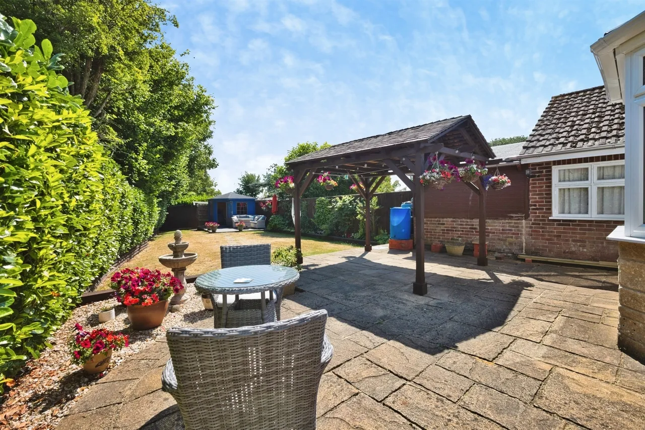 Wraxhill Road, Yeovil, BA20, photo 16