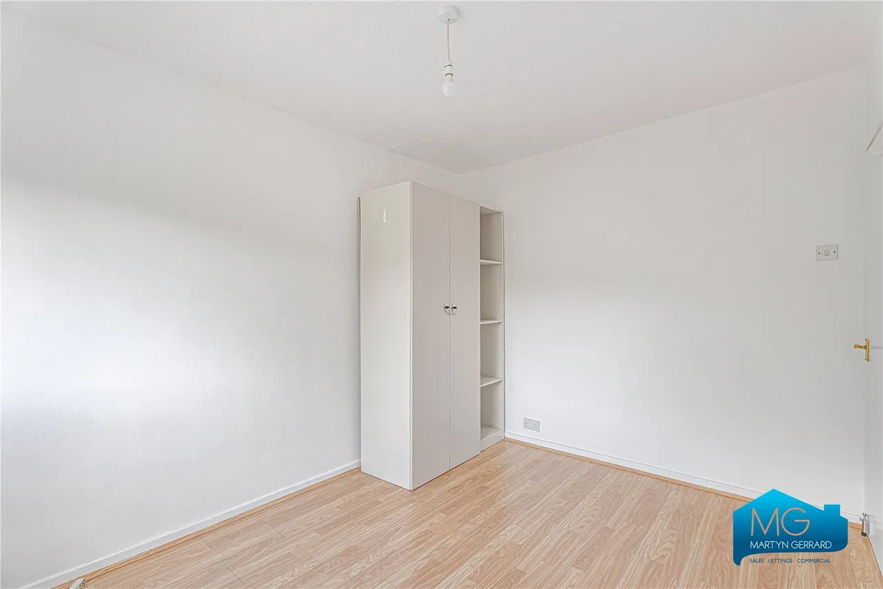 Norbury Grove, Mill Hill, NW7, photo 15