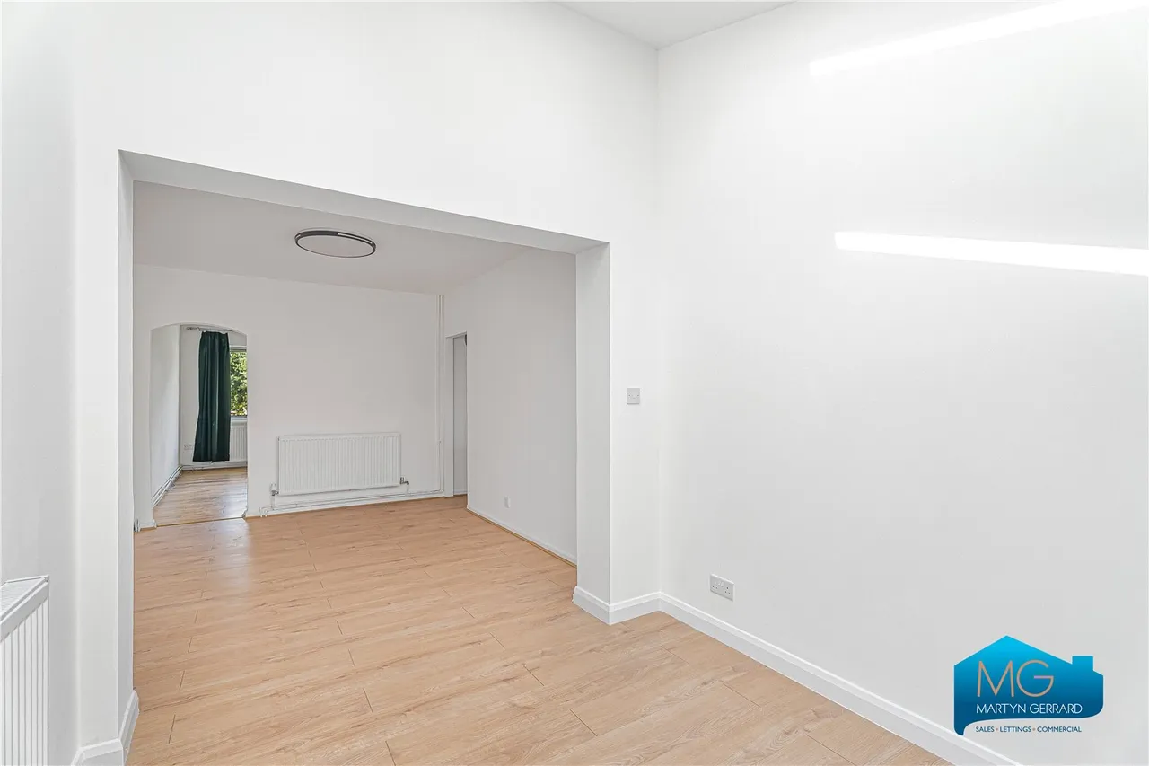 Norbury Grove, Mill Hill, NW7, photo 5
