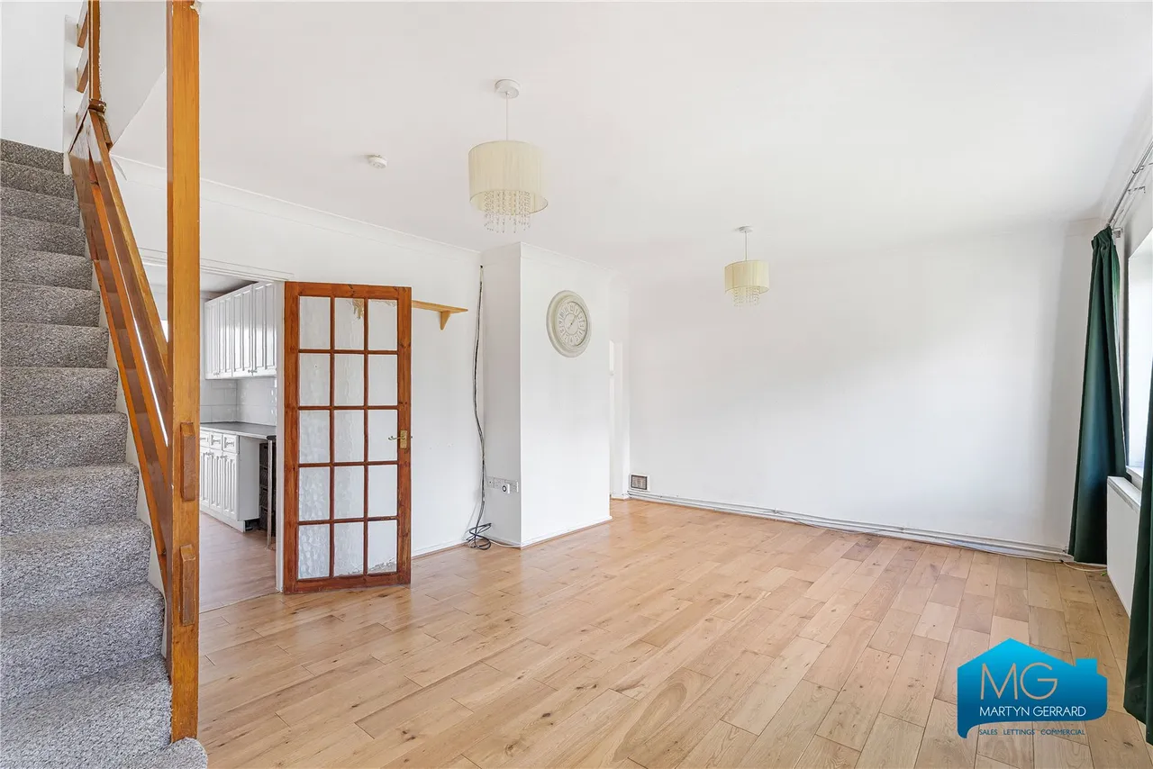 Norbury Grove, Mill Hill, NW7, photo 8