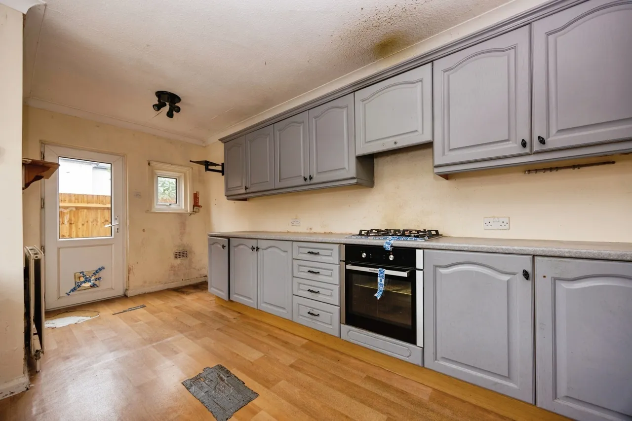 Grays Road, Godalming, GU7, photo 2