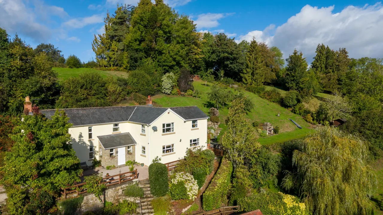 4 bed house for sale, The Lonk, Berry Hill, GL16