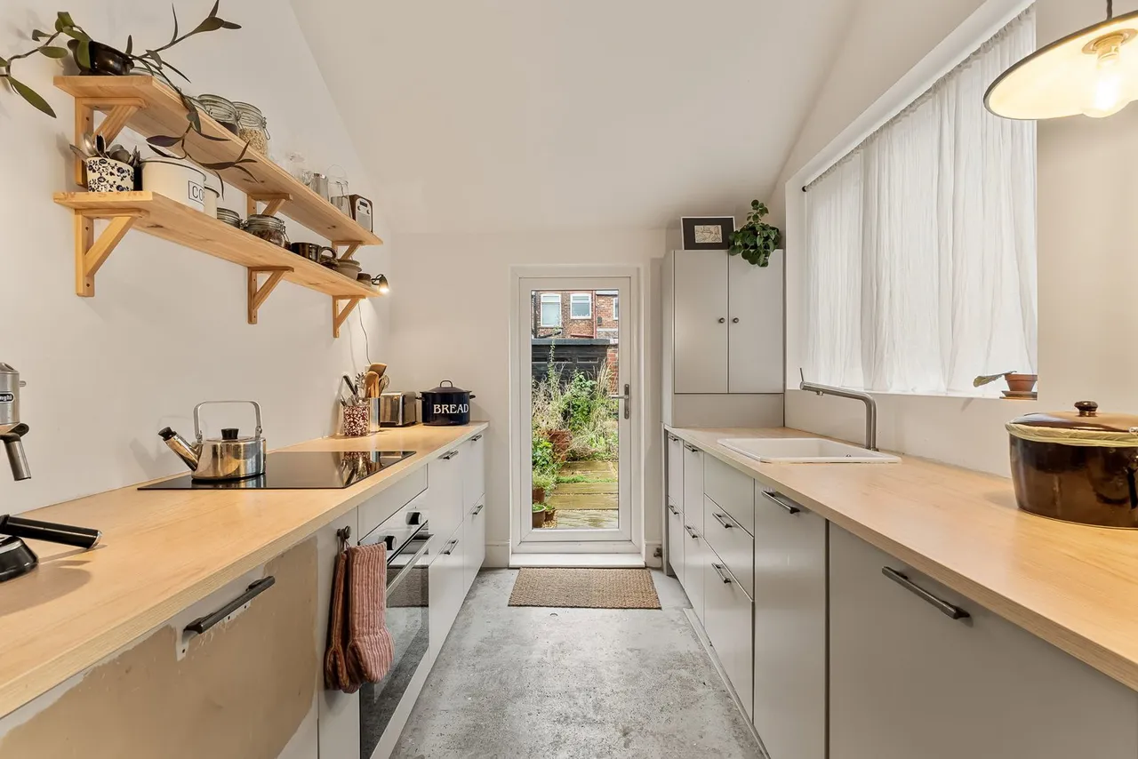 Fernleigh Avenue, Manchester, M19, photo 8