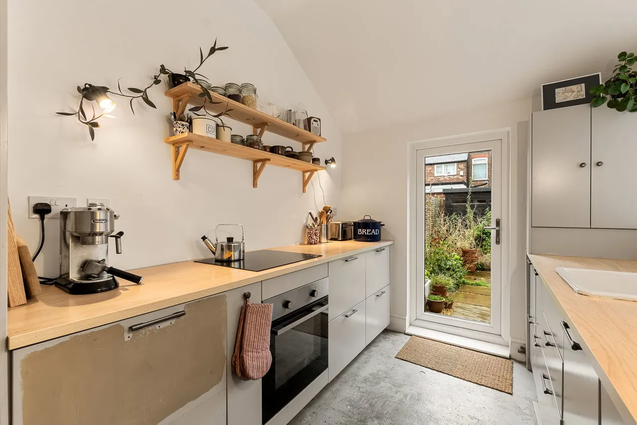 Fernleigh Avenue, Manchester, M19, photo 10