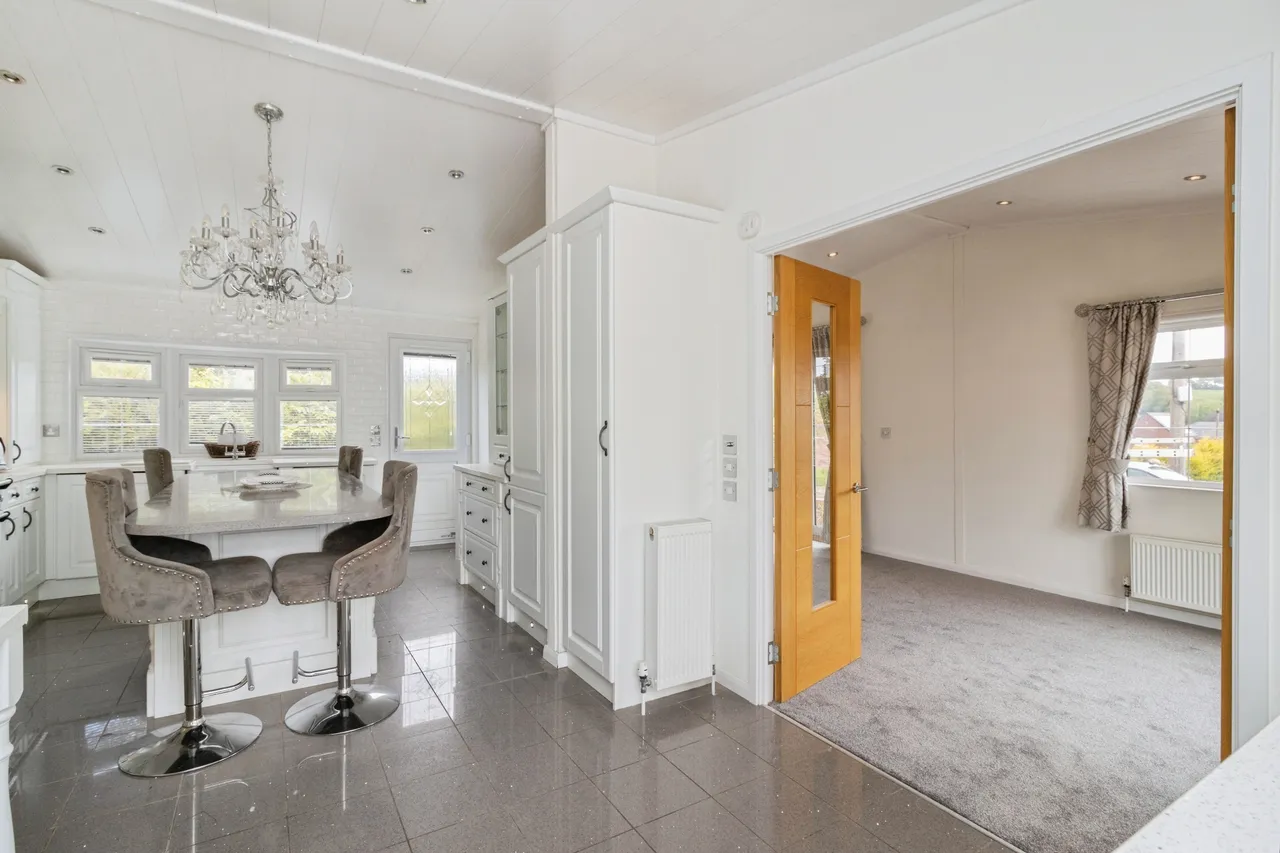 Totnes Road, Paignton, TQ4, photo 15