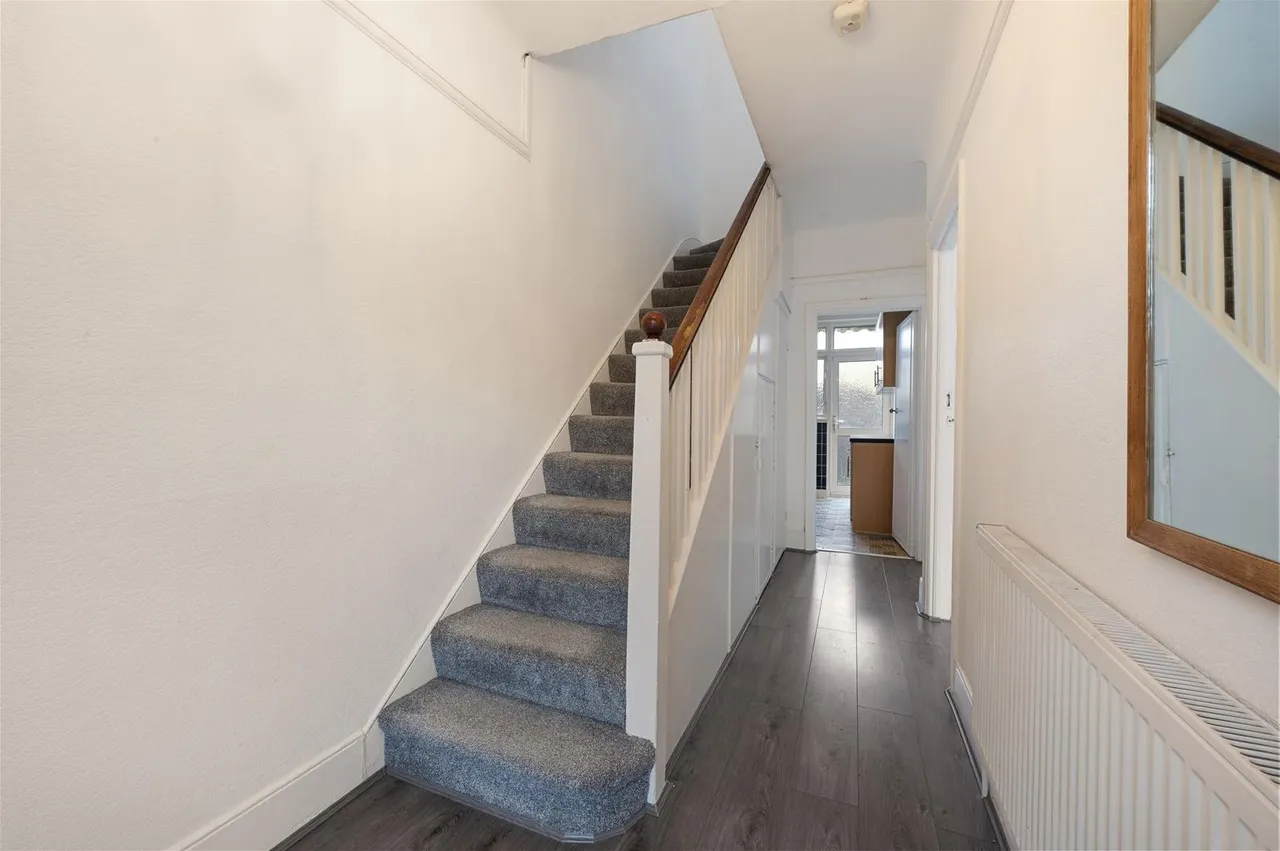 Lower Downs Road, London SW20 8QG, photo 9