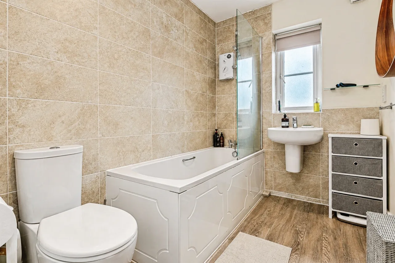 Stag Valley Road, Bridgwater, TA6, photo 16