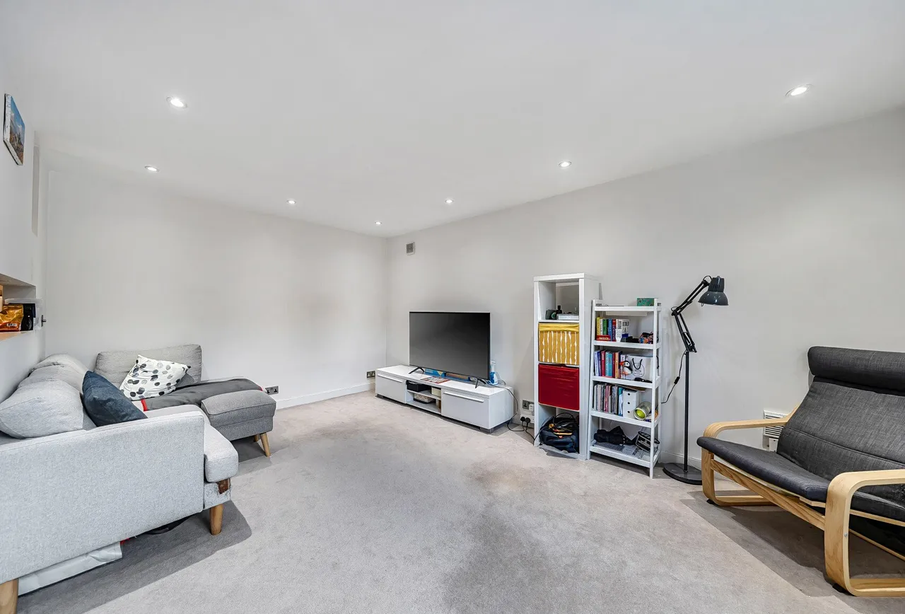 Brookwood Road, London, SW18 5DD, photo 4