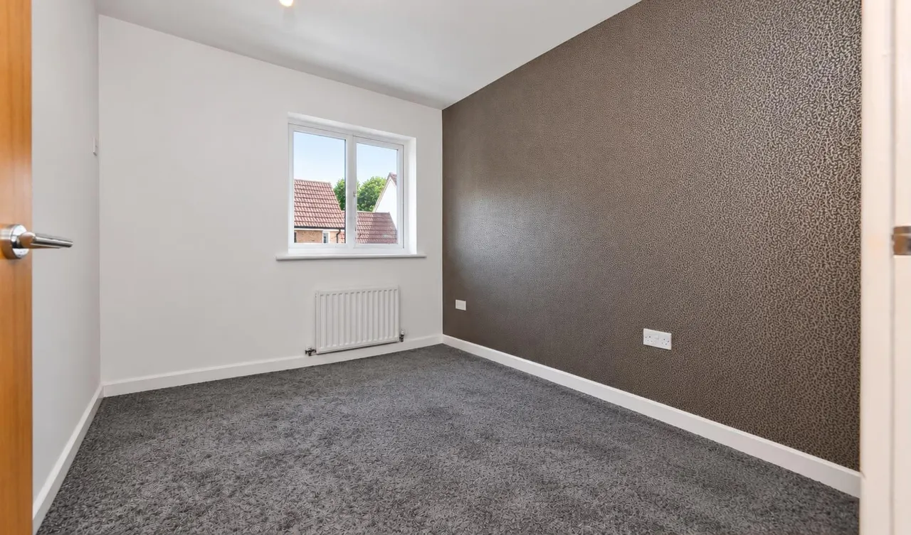 Blenheim Square, Epping, CM16, photo 12