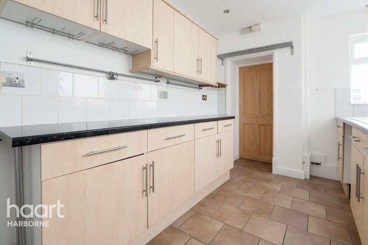 Poplar Road, Bearwood, B66, photo 6