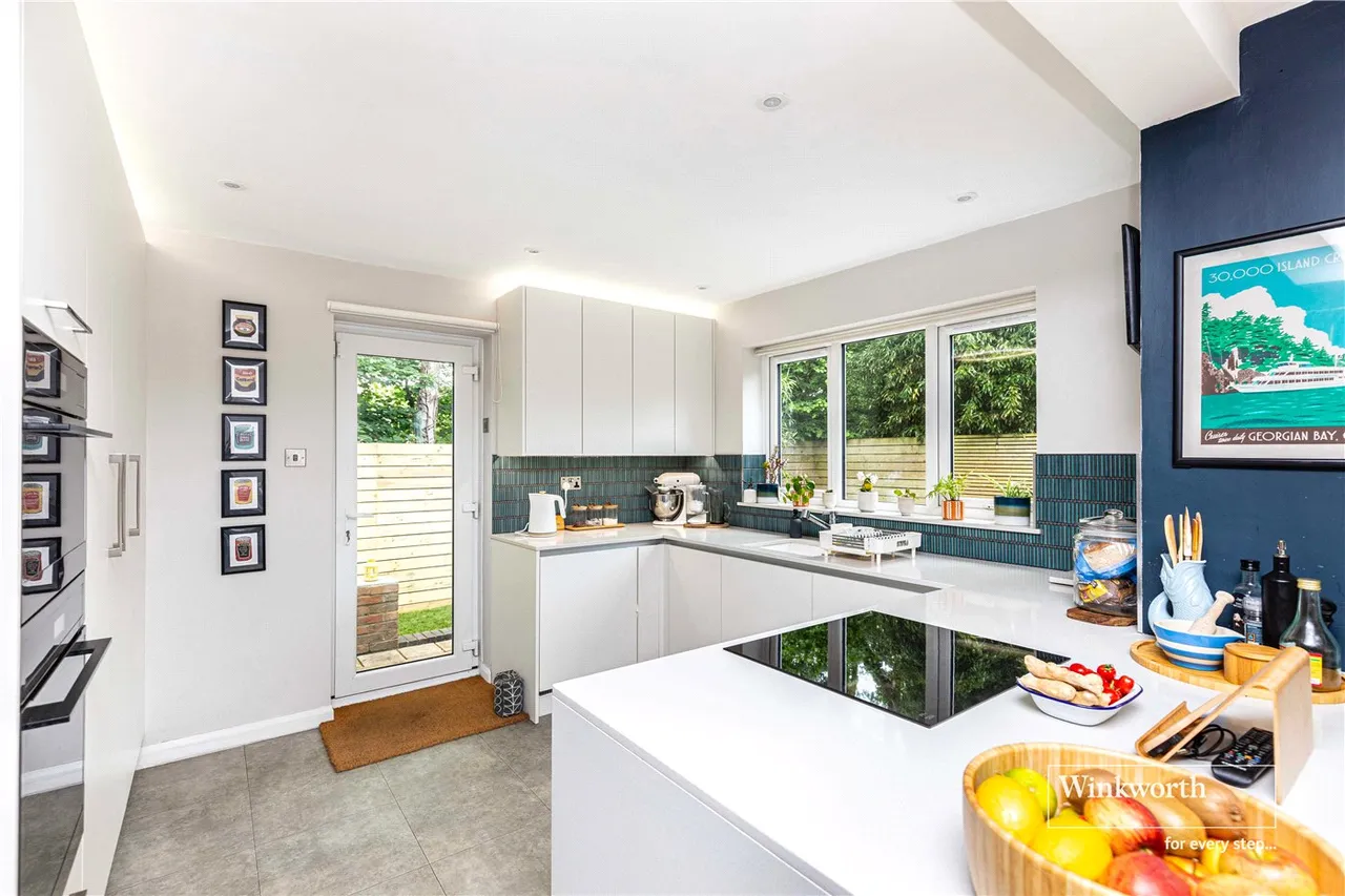 Hinton Wood Avenue, Highcliffe, Christchurch, BH23, photo 11