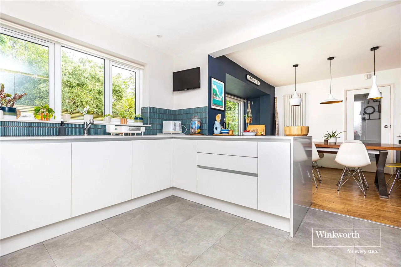 Hinton Wood Avenue, Highcliffe, Christchurch, BH23, photo 12