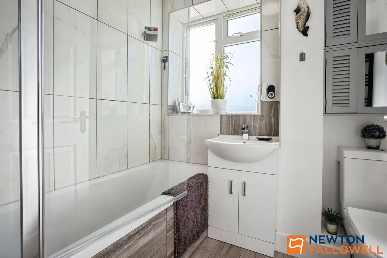Elliot Close, Grantham, NG31, photo 13