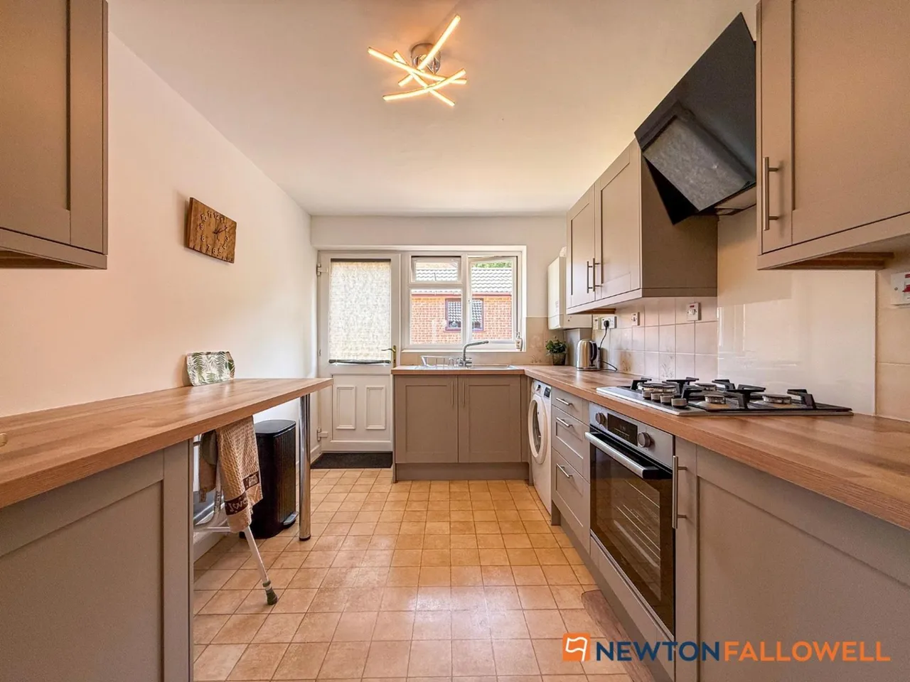 Old Mill Crescent, Newark, NG24, photo 2