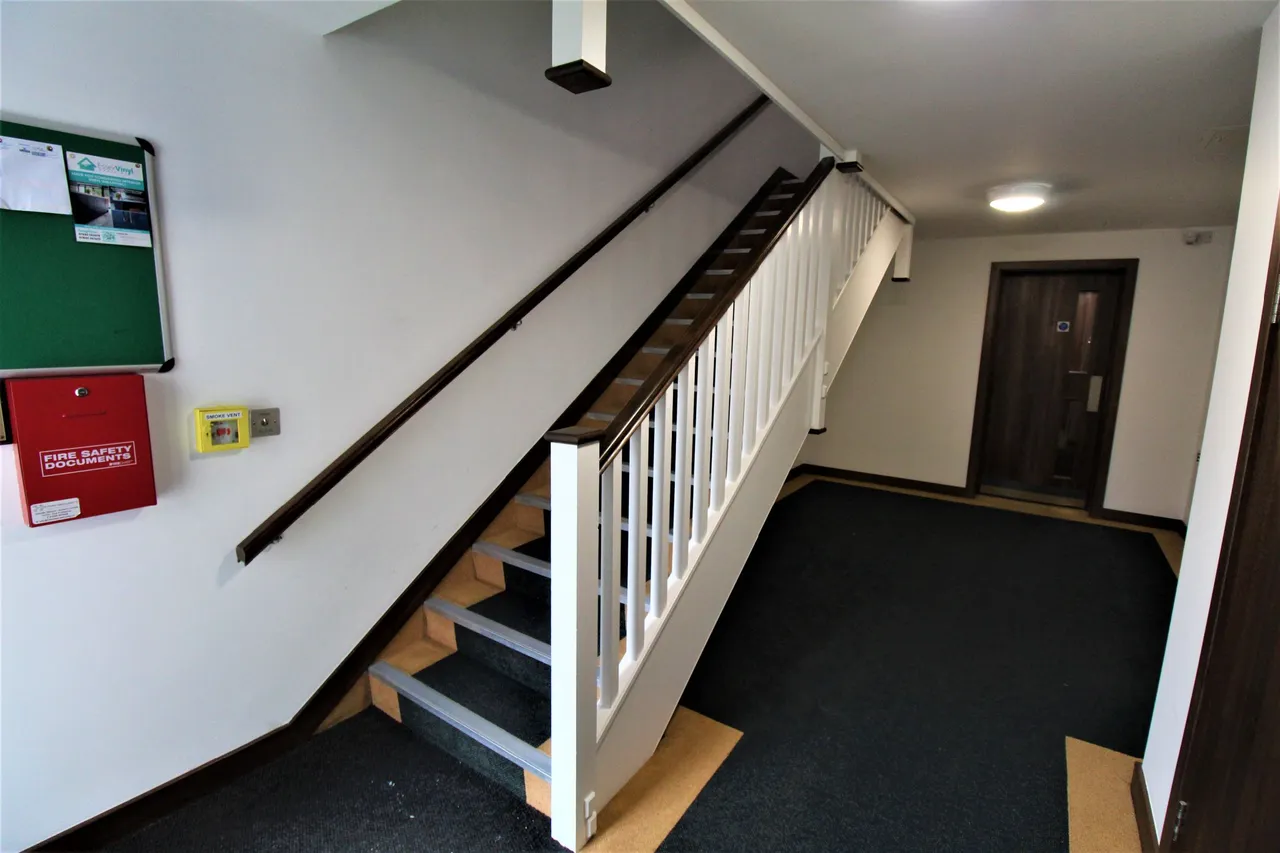 Saxton Close, Grays, Essex, RM17 6FE, photo 9