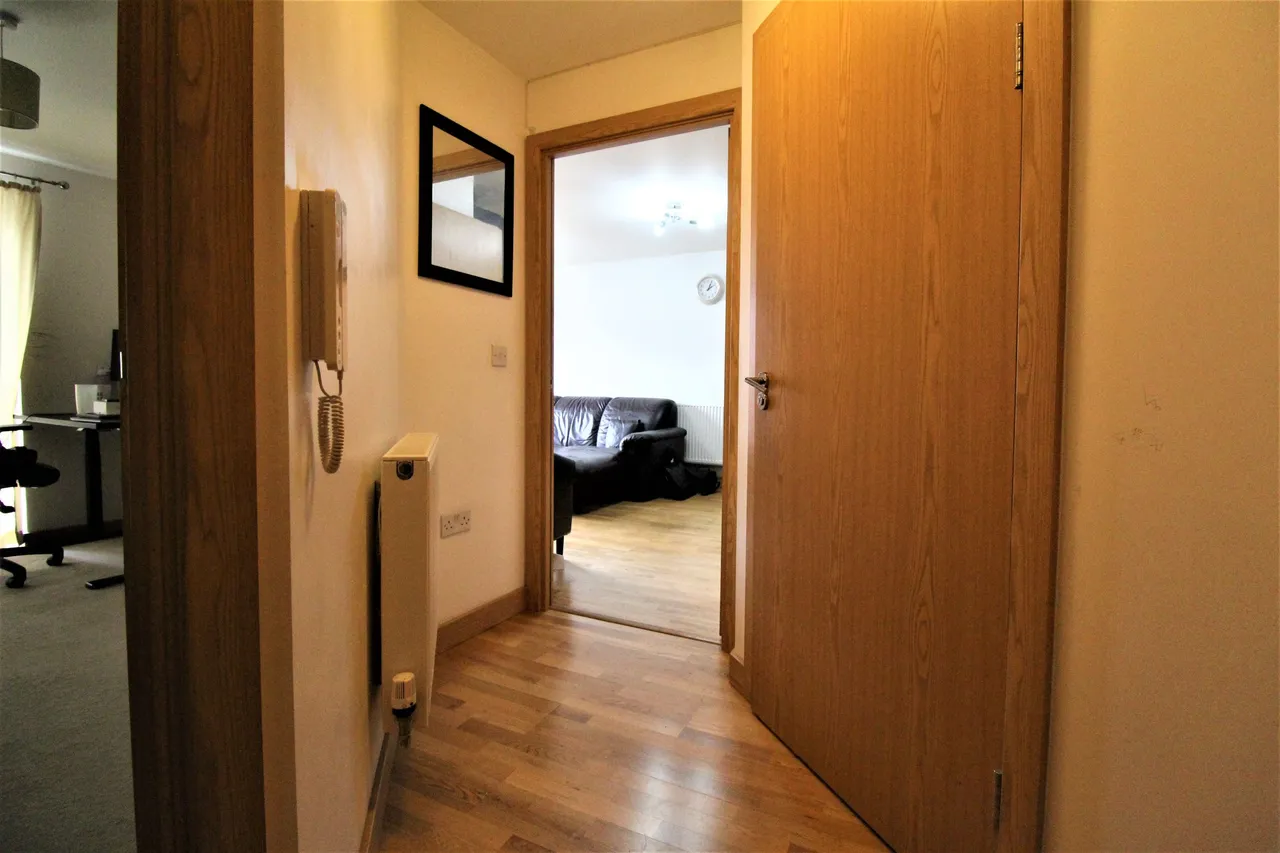 Saxton Close, Grays, Essex, RM17 6FE, photo 5