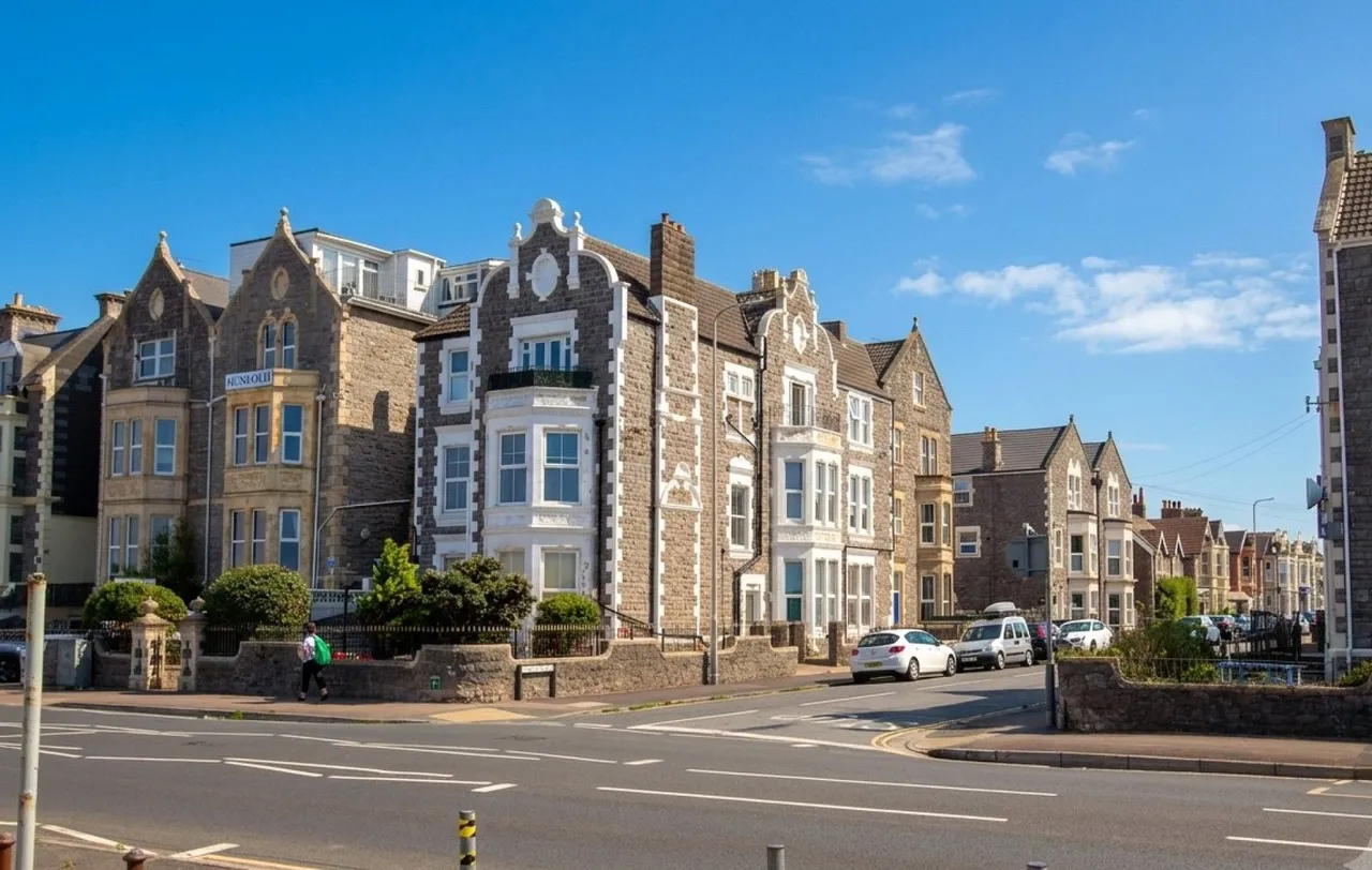 Beach Road, Weston-super-Mare, BS23, photo 2