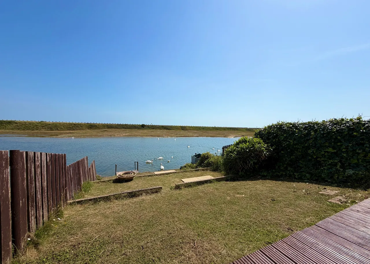 3 bed flat to rent, Brighton Road, Lancing, BN15