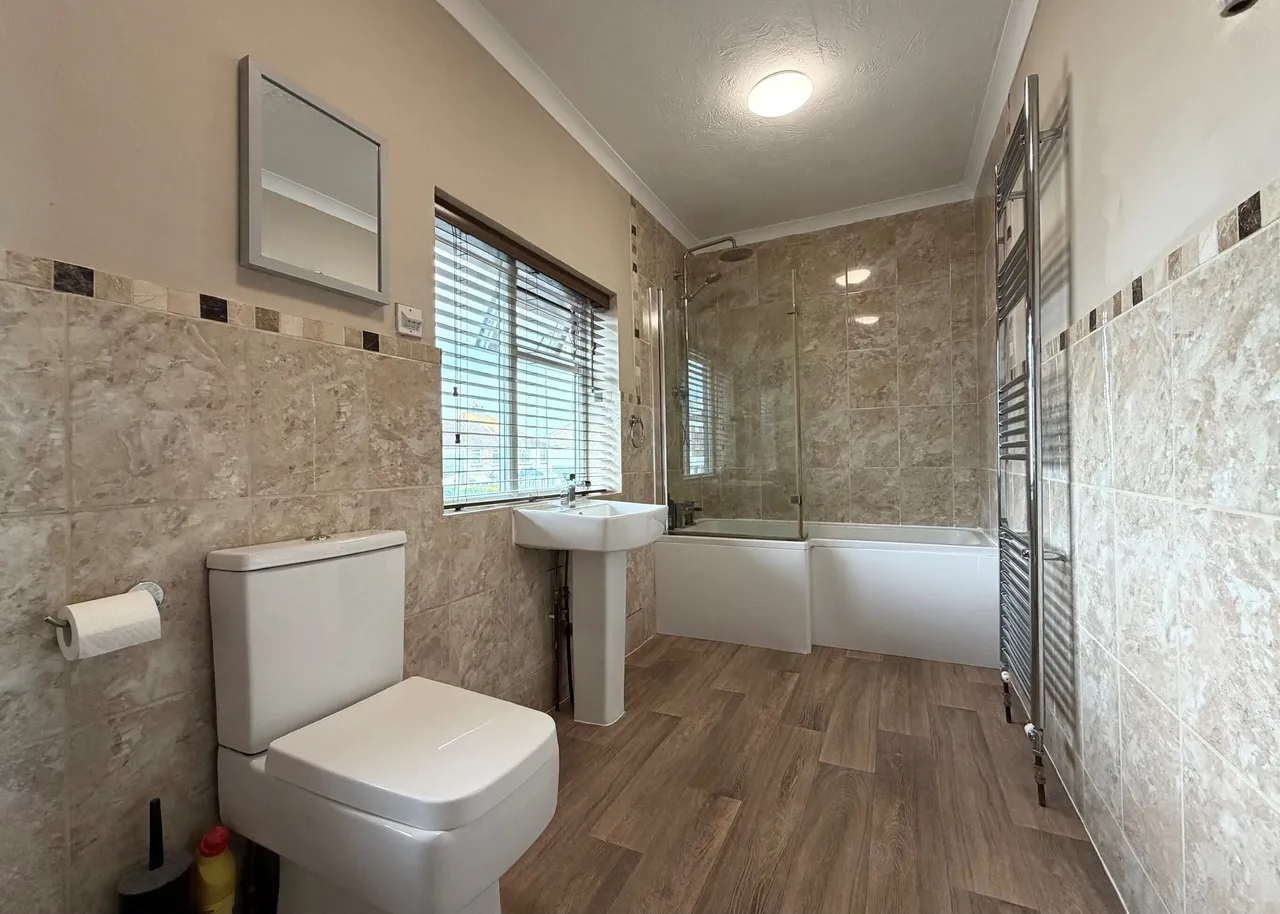 Brighton Road, Lancing, BN15, photo 3