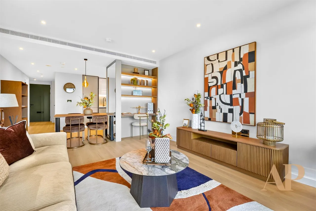 Fountain Park Way, London W12 7SP, photo 3