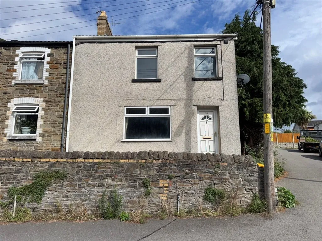 3 bed house for sale — Wood Street, Cwmcarn, NEWPORT