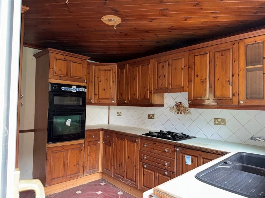Wood Street, Cwmcarn, NEWPORT, photo 4